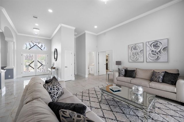 9801 COMPASS POINT WAY, Tampa, FL 33615