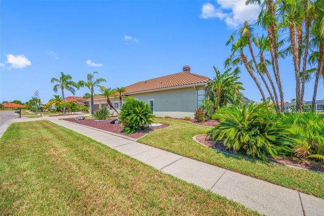 9801 COMPASS POINT WAY, Tampa, FL 33615
