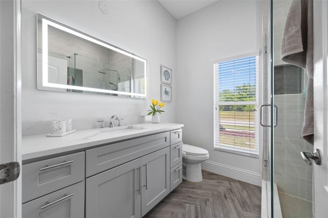 9801 COMPASS POINT WAY, Tampa, FL 33615