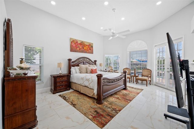 9801 COMPASS POINT WAY, Tampa, FL 33615
