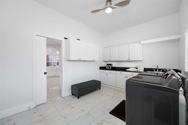 9801 COMPASS POINT WAY, Tampa, FL 33615