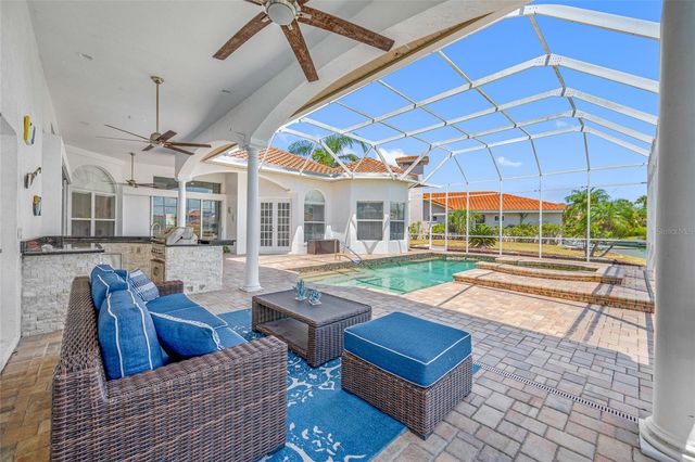 9801 COMPASS POINT WAY, Tampa, FL 33615