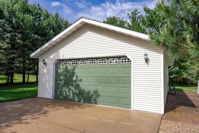 2145 Wigwam Street, Friendship, WI 53934