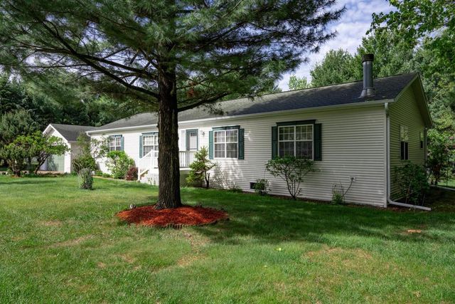 2145 Wigwam Street, Friendship, WI 53934