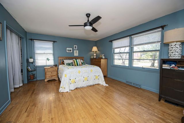 516 S Weller Avenue, Springfield, MO 65802