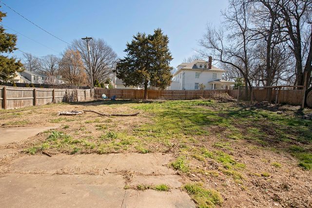 516 S Weller Avenue, Springfield, MO 65802