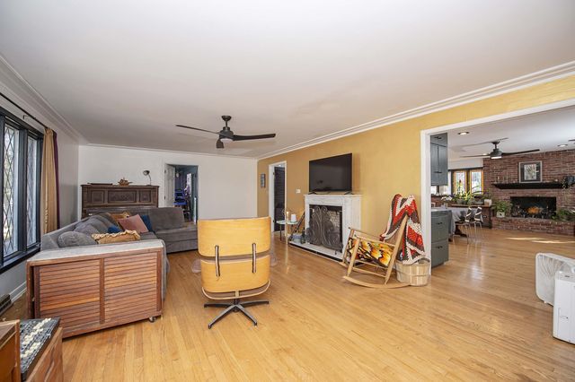 516 S Weller Avenue, Springfield, MO 65802