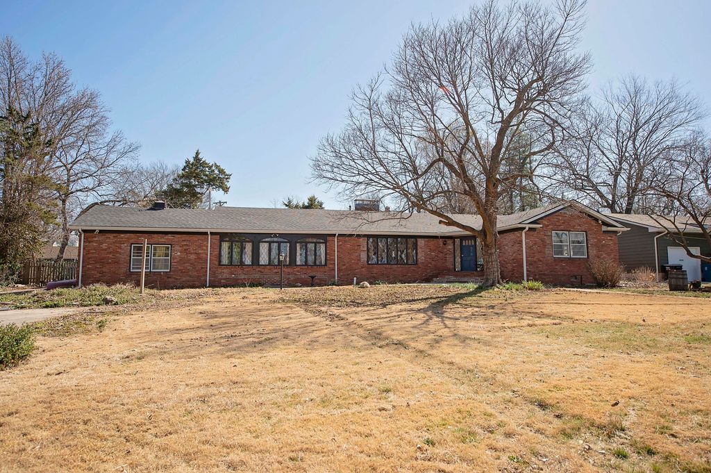 516 S Weller Avenue, Springfield, MO 65802