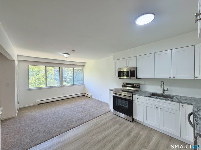 154 Cold Spring Road 86, Stamford, CT 06905