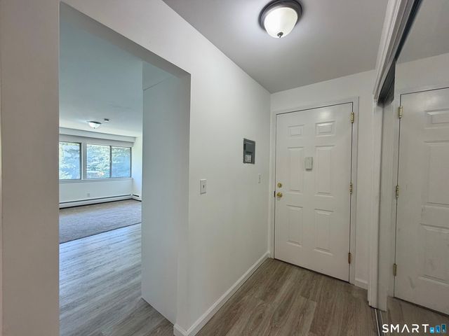 154 Cold Spring Road 86, Stamford, CT 06905