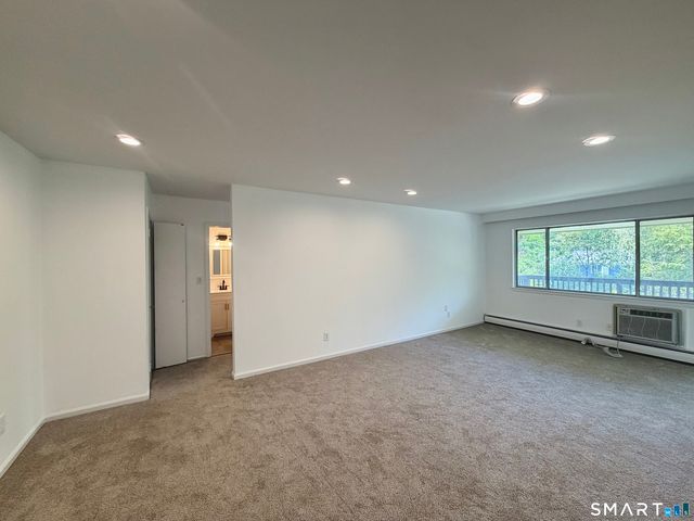 154 Cold Spring Road 86, Stamford, CT 06905