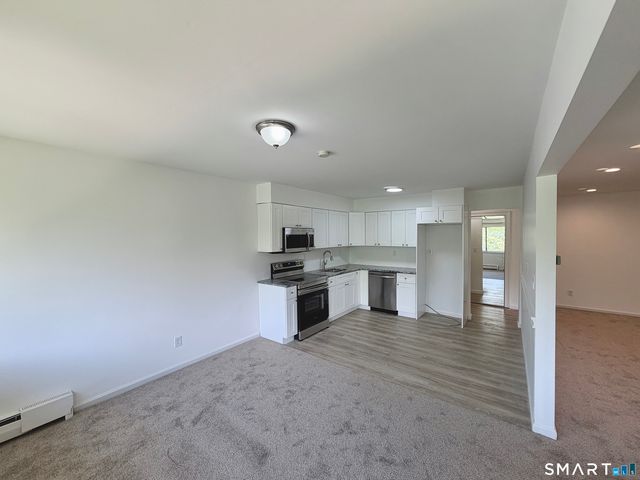 154 Cold Spring Road 86, Stamford, CT 06905