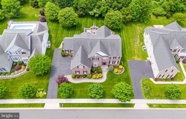 1427 OLMSTED DR, Bear, DE 19701
