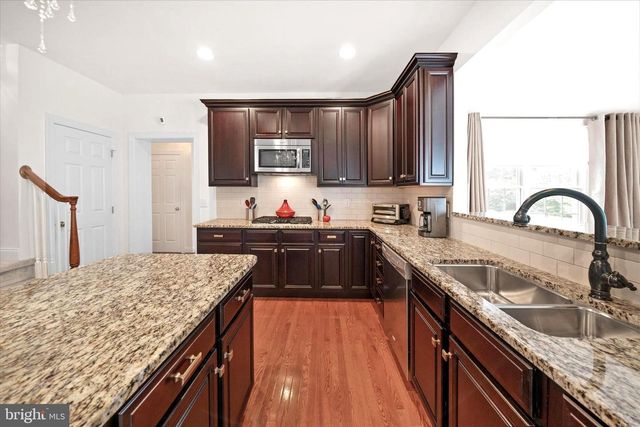 1427 OLMSTED DR, Bear, DE 19701