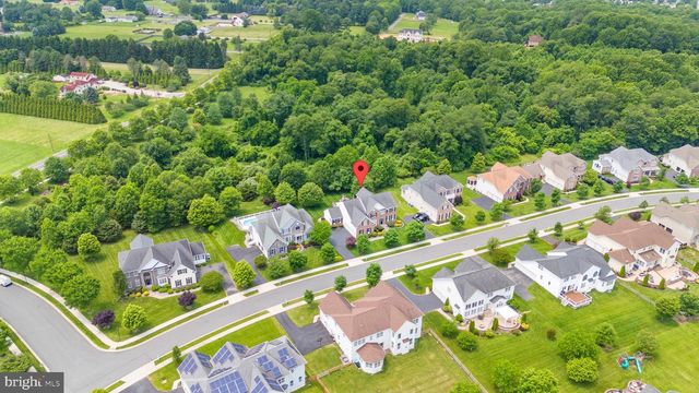 1427 OLMSTED DR, Bear, DE 19701