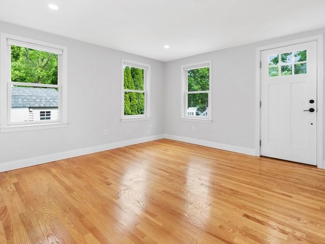 22 Grove Road, Waltham, MA 02451