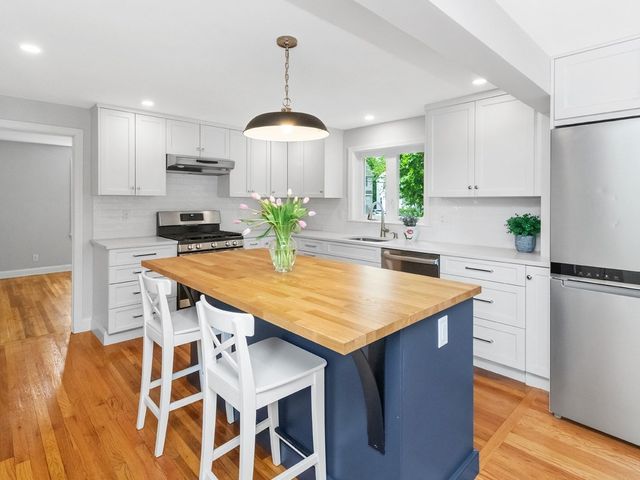 22 Grove Road, Waltham, MA 02451
