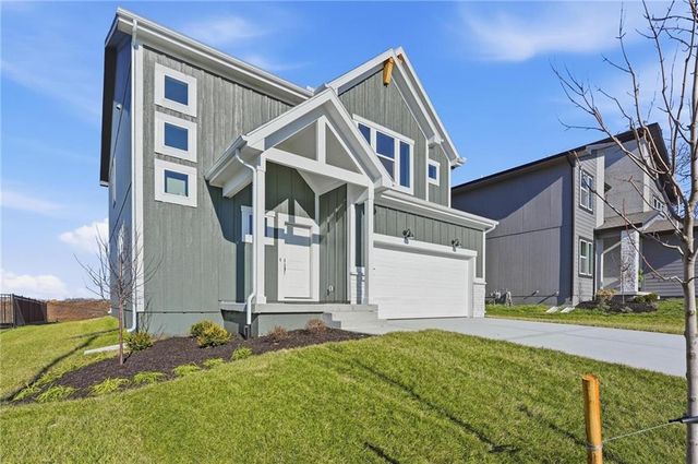 19606 W 195th Place, Spring Hill, KS 66083