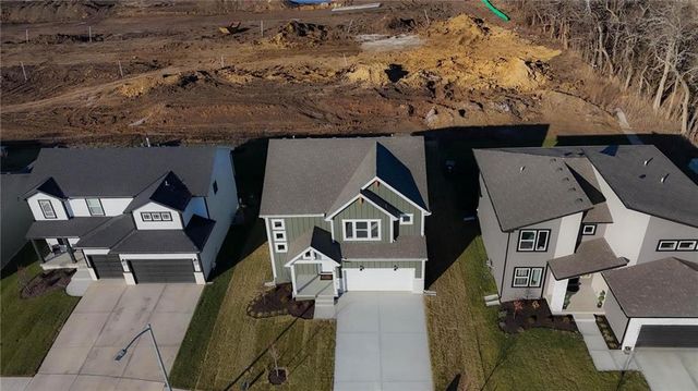 19606 W 195th Place, Spring Hill, KS 66083