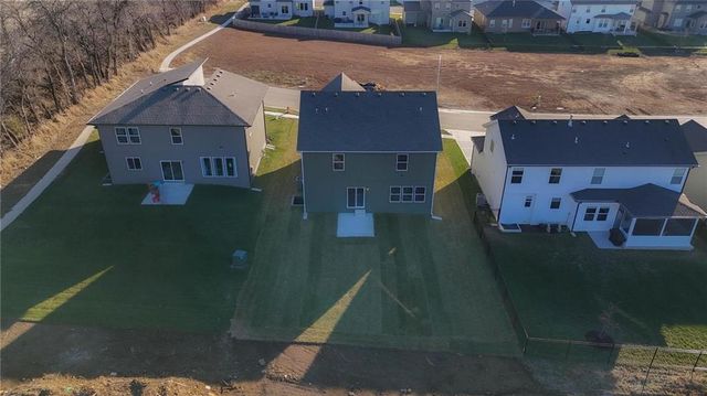 19606 W 195th Place, Spring Hill, KS 66083