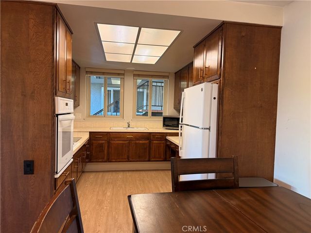 1811 Saint John Road 41E, Seal Beach, CA 90740