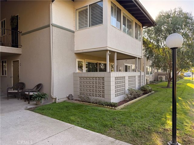 1811 Saint John Road 41E, Seal Beach, CA 90740