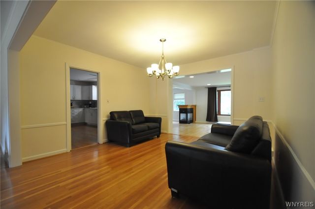 58 Ivyhurst Road, Amherst, NY 14226