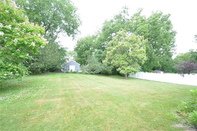 58 Ivyhurst Road, Amherst, NY 14226