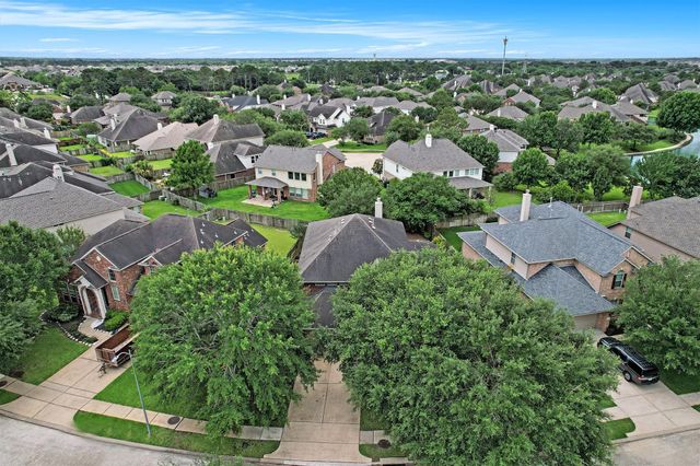 25203 Hamden Valley Drive, Richmond, TX 77406
