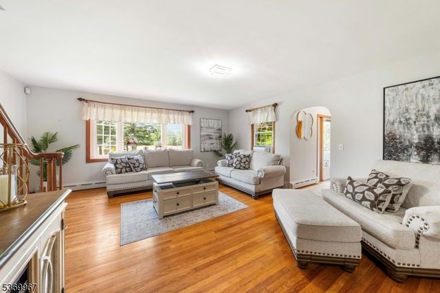 1987 Amwell Rd, Franklin Twp., NJ 08873