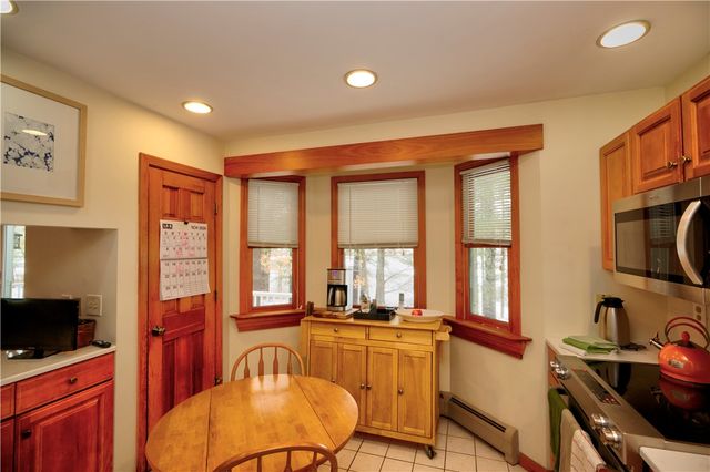 18 Riverview Drive, Richmond, RI 02894