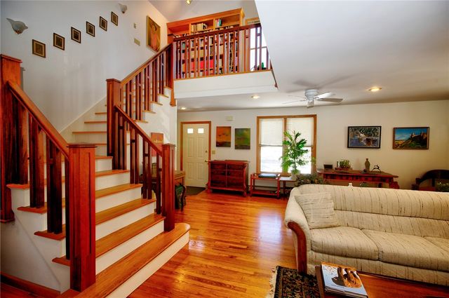 18 Riverview Drive, Richmond, RI 02894