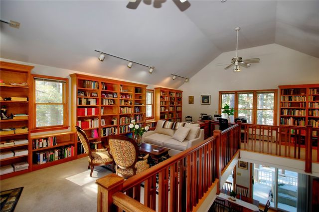 18 Riverview Drive, Richmond, RI 02894