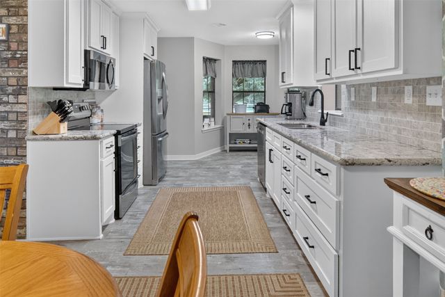 4189 FM 2946, Emory, TX 75440