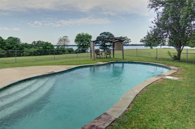 4189 FM 2946, Emory, TX 75440