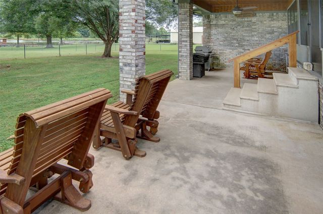 4189 FM 2946, Emory, TX 75440