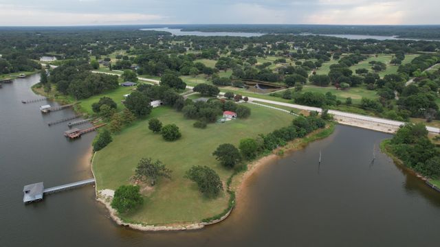 4189 FM 2946, Emory, TX 75440