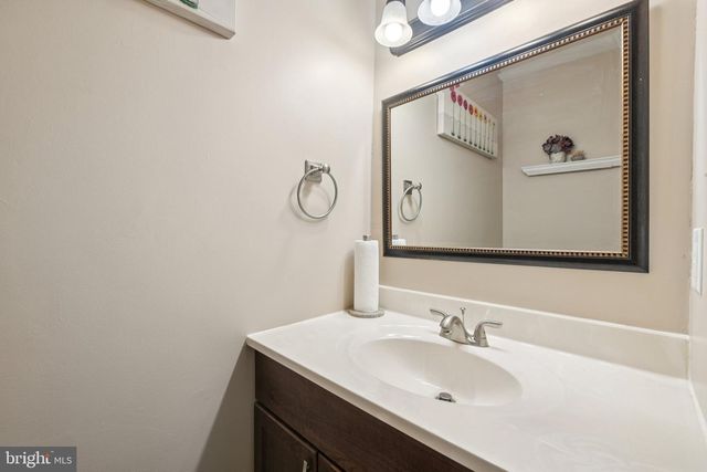 5944 SAINT MORITZ DR, Temple Hills, MD 20748