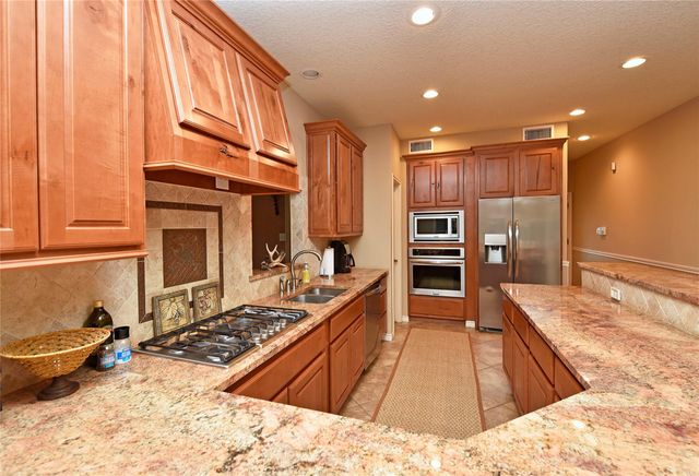 1617 County Road 244a, Brazoria, TX 77422