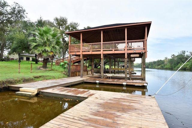 1617 County Road 244a, Brazoria, TX 77422