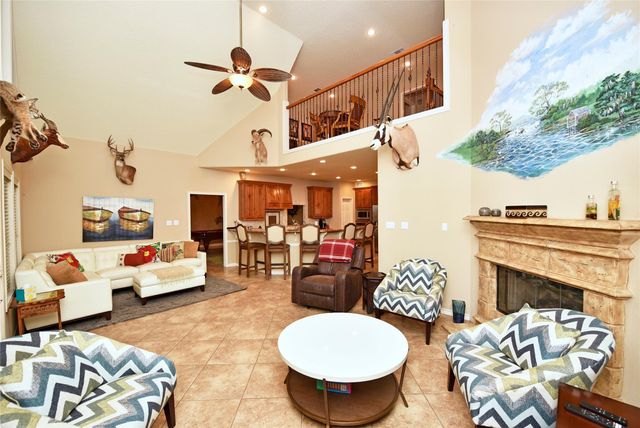 1617 County Road 244a, Brazoria, TX 77422