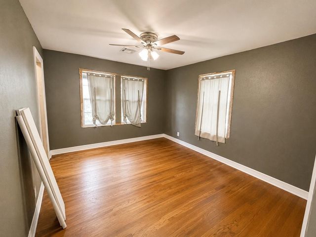 7622 Azalea Street, Houston, TX 77023