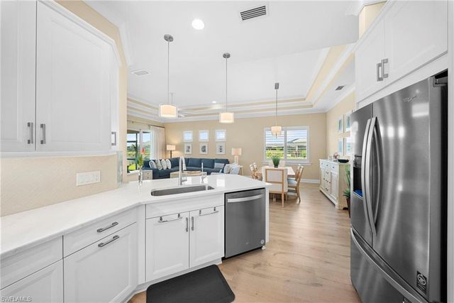 8924 Yucatan CT, Naples, FL 34112