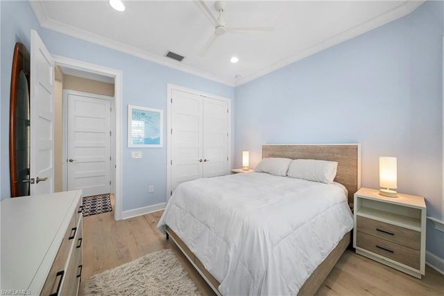 8924 Yucatan CT, Naples, FL 34112