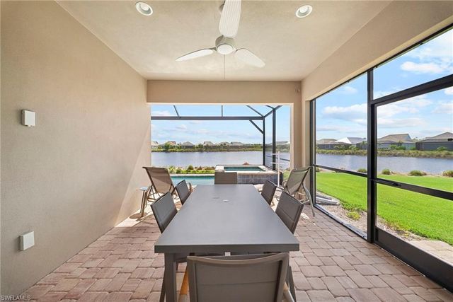 8924 Yucatan CT, Naples, FL 34112