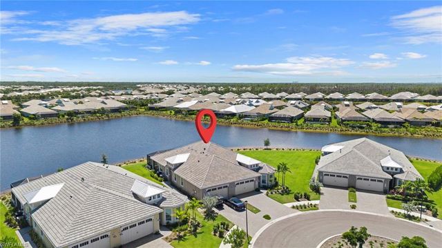 8924 Yucatan CT, Naples, FL 34112