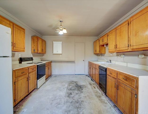 70 Pigeon Roost Lane, Glenwood, AR 71943