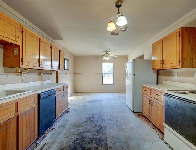 70 Pigeon Roost Lane, Glenwood, AR 71943