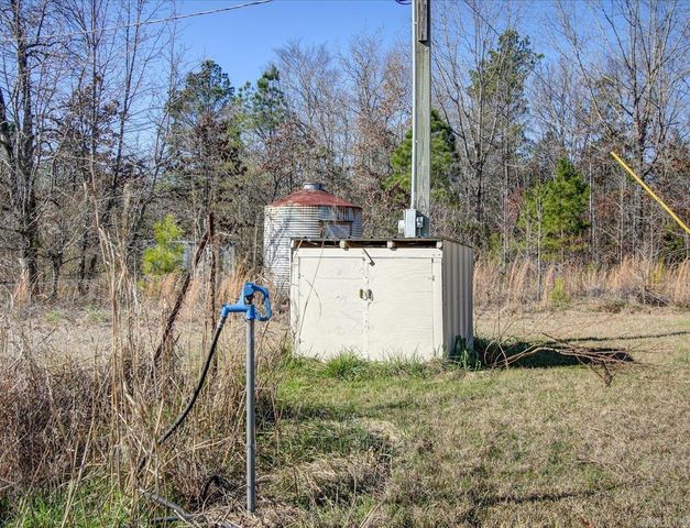 70 Pigeon Roost Lane, Glenwood, AR 71943