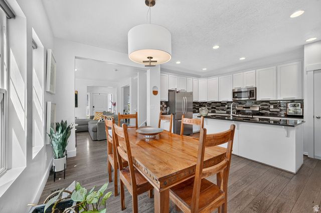4706 W OYSTER SHELL RD, South Jordan, UT 84009